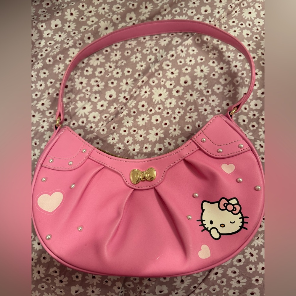 Hello Kitty Pink Heart Shoulder Bag